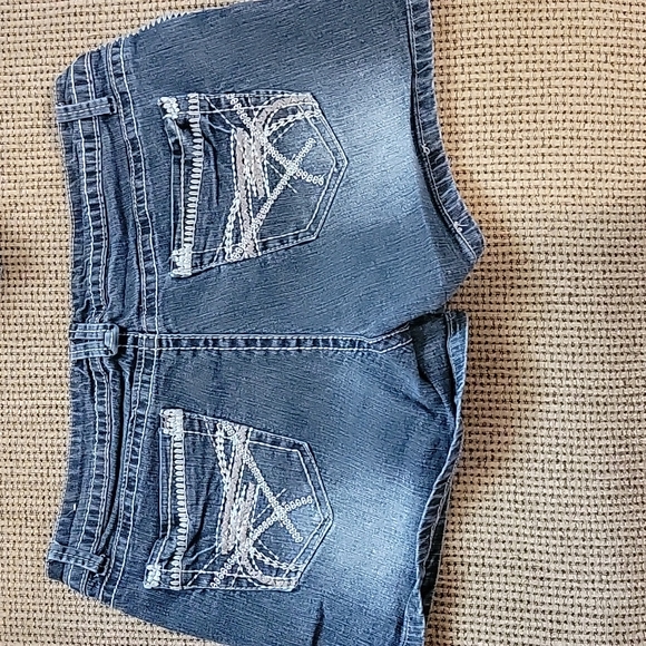 Rue 21 shorts, size 11/12 - Picture 1 of 3